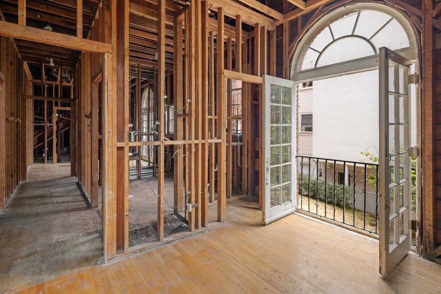 More Photos Of 2510 Le Conte Ave, Berkeley Apartments For Sale