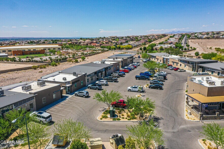 More Photos Of 6301 Northern Pass Dr, El Paso Medical For Sale