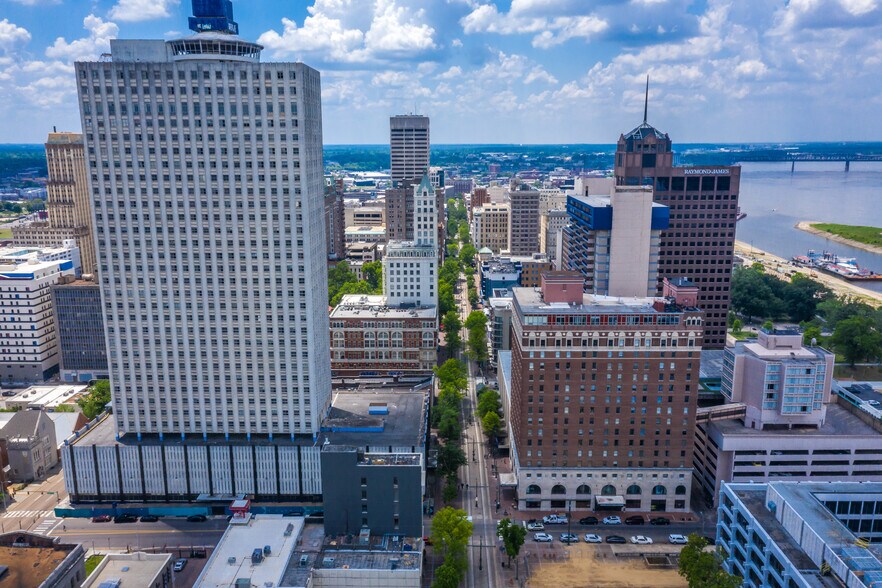 More Photos Of 109 N Main St, Memphis Apartments For Sale