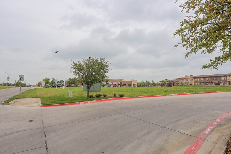 More Photos Of 350 Matlock Rd, Mansfield Unknown For Lease