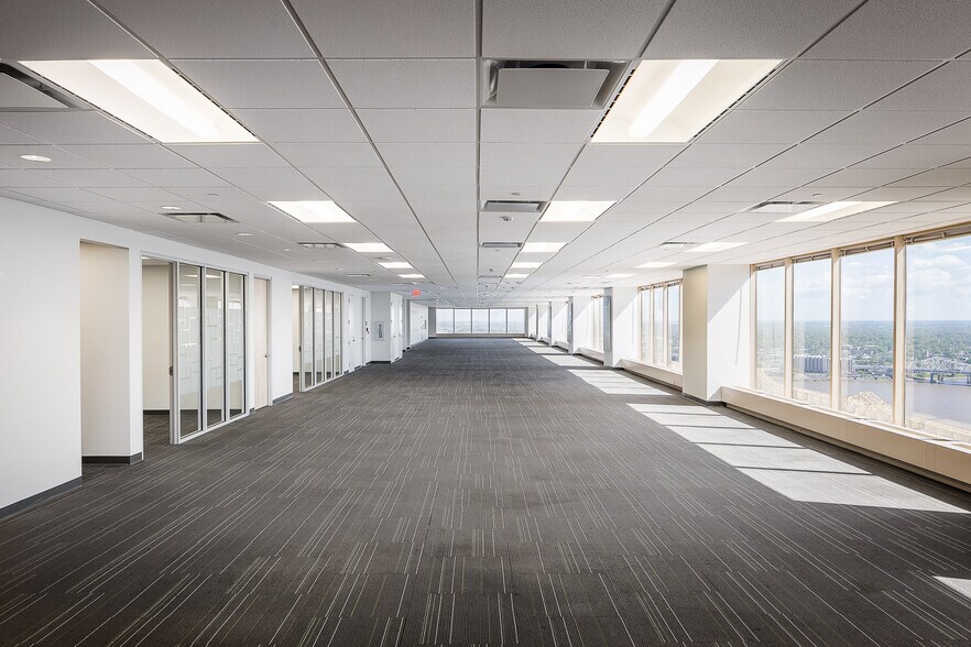 More Photos Of 101 S 5th St, Louisville Office For Lease
