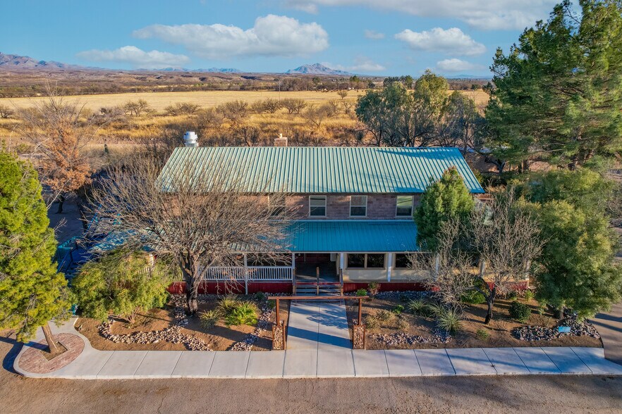 More Photos Of 3001 E Frontage Rd, Amado Restaurant For Sale