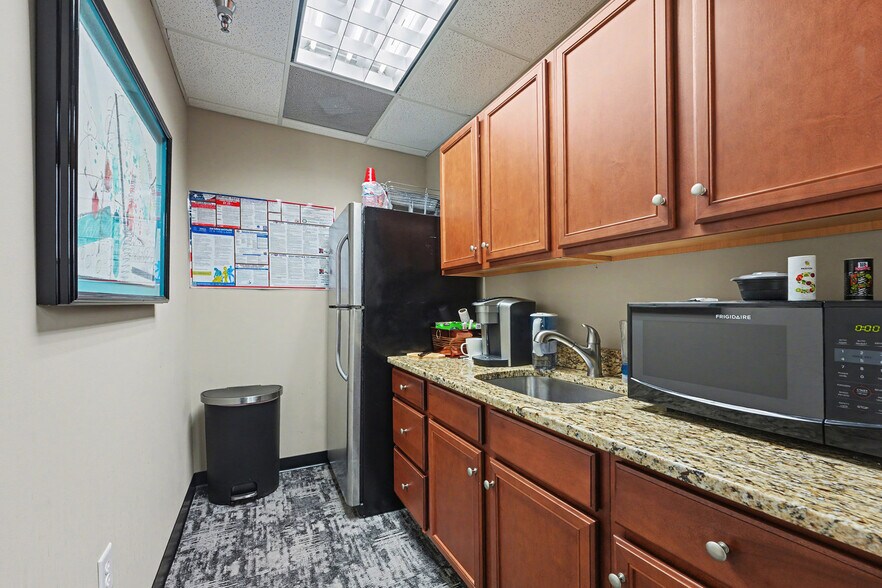 More Photos Of 19701 Bethel Church Rd, Cornelius Office For Sale