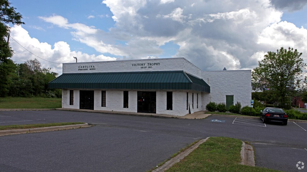 More Photos Of 1518 Bryant Pl, Charlotte Flex For Sale