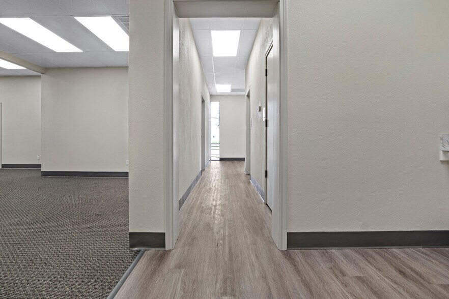 More Photos Of 808 S Blue Mound Rd, Fort Worth Unknown For Lease