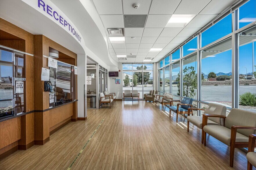 More Photos Of 4401 E Lohman Ave, Las Cruces Medical For Sale