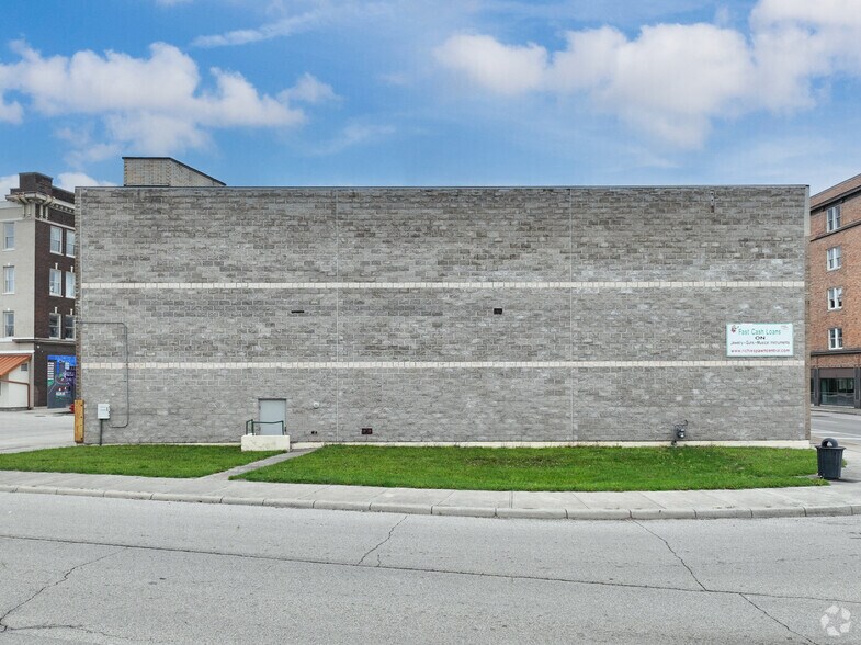 More Photos Of 1150 Central Ave, Middletown Freestanding For Sale