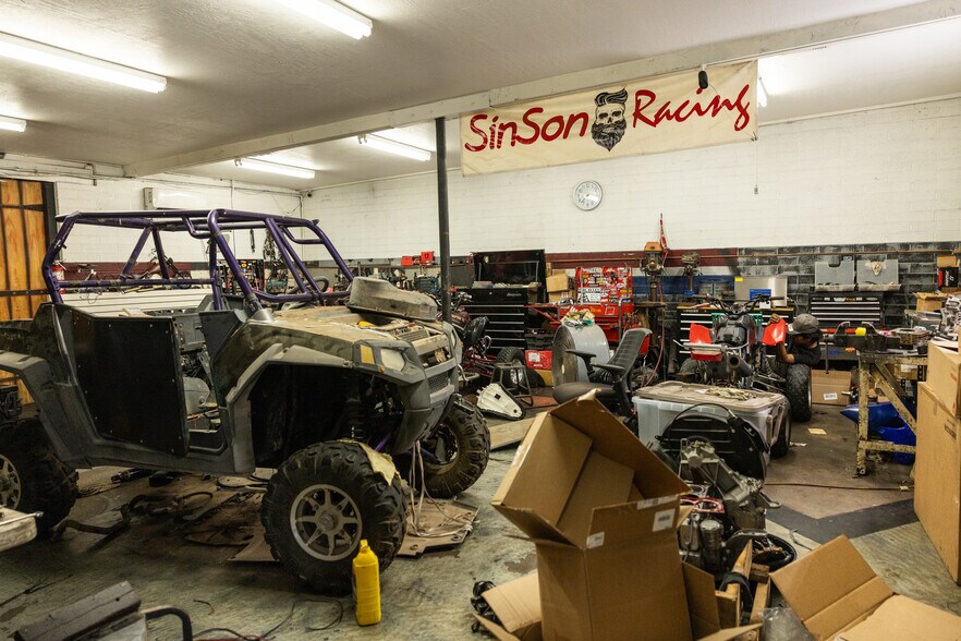 More Photos Of 1134 W Grant St, Phoenix Warehouse For Sale