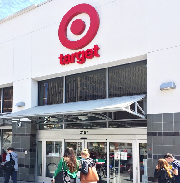 More Photos Of 2004 University Ave, Berkeley Apartments For Lease