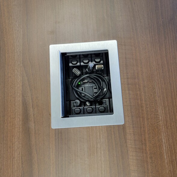 More Photos Of 500 Economy Ct, Freeport Office For Lease