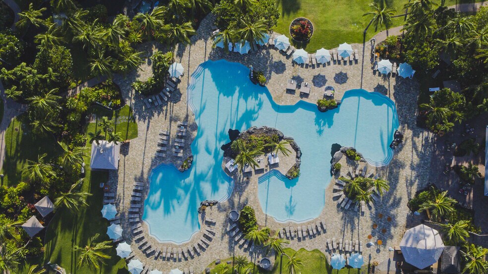 More Photos Of 1 N Kaniku Dr, Kamuela Hotel For Lease