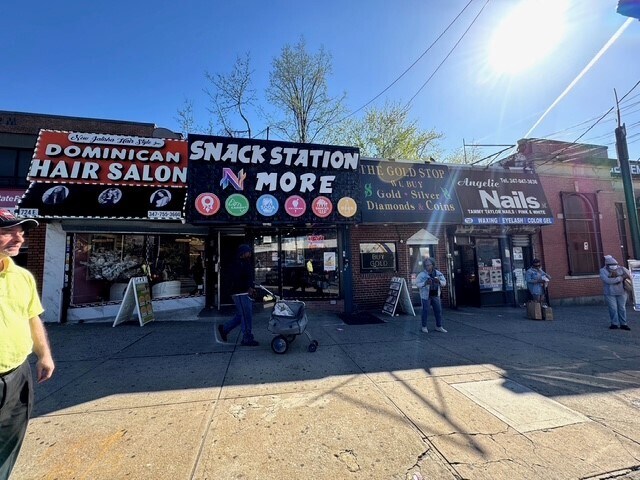 Primary Photo Of 720-724 E 233rd St, Bronx General Retail For Sale