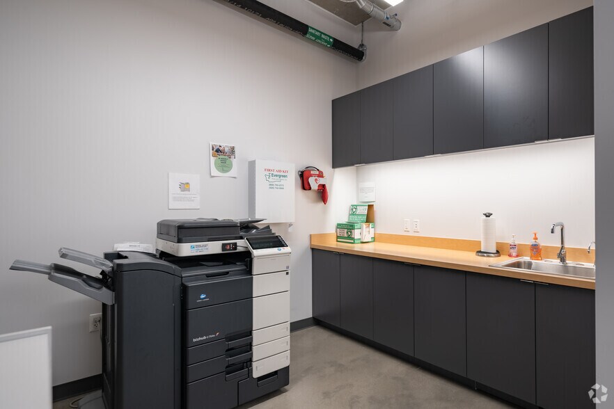 More Photos Of 400 Fairview Ave N, Seattle Office For Lease