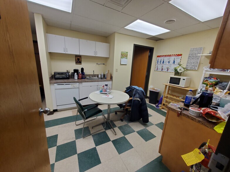 More Photos Of 4270 E Lake Rd, Erie General Retail For Sale