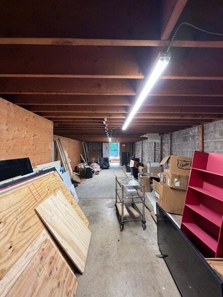 More Photos Of 969-979 Meriden Waterbury Tpke, Plantsville Freestanding For Lease