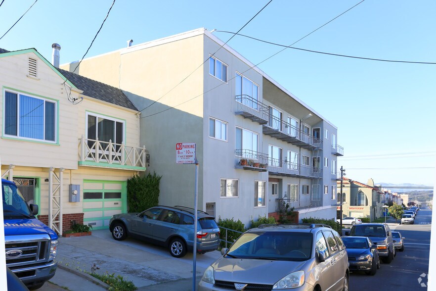 More Photos Of 1601-1611 Noriega St, San Francisco Apartments For Lease