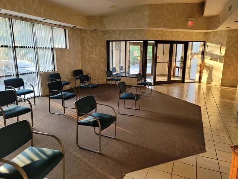 More Photos Of 6572 River Park Dr, Riverdale Coworking Space