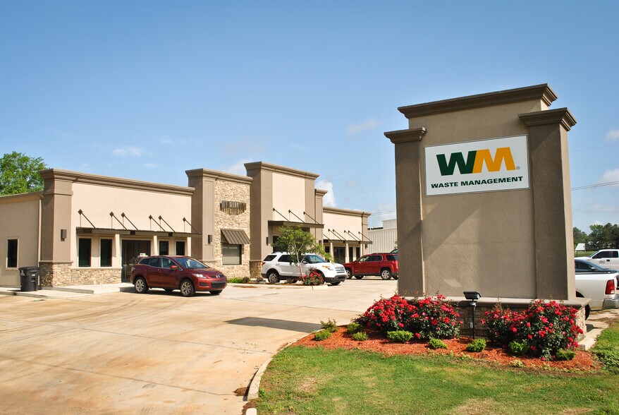 More Photos Of 1630 Highway 531, Minden Office For Lease