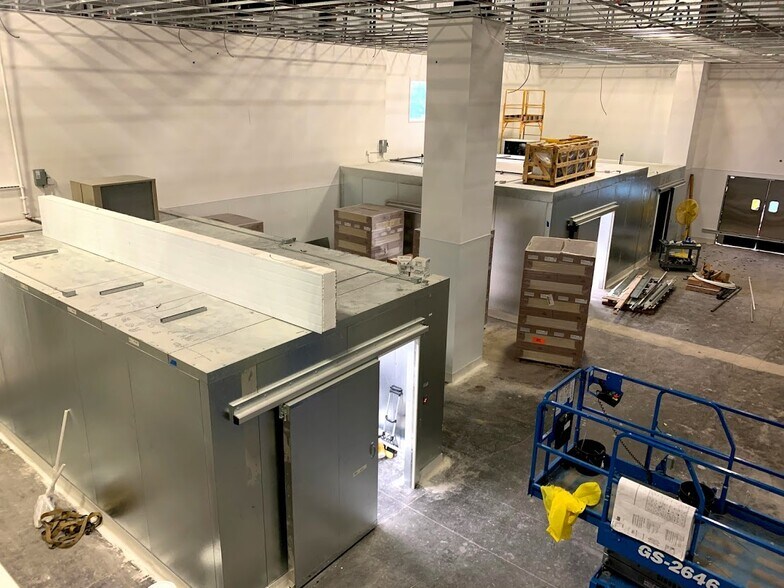 More Photos Of 2141 W Valley Hwy N, Auburn Food Processing For Lease