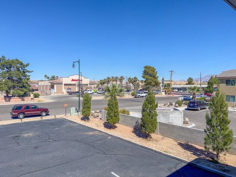 More Photos Of 126 E 1st North St, Mesquite Multifamily For Sale