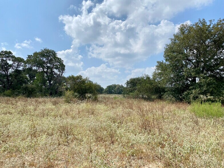 More Photos Of 22630 Campbellton Rd, San Antonio Land For Sale