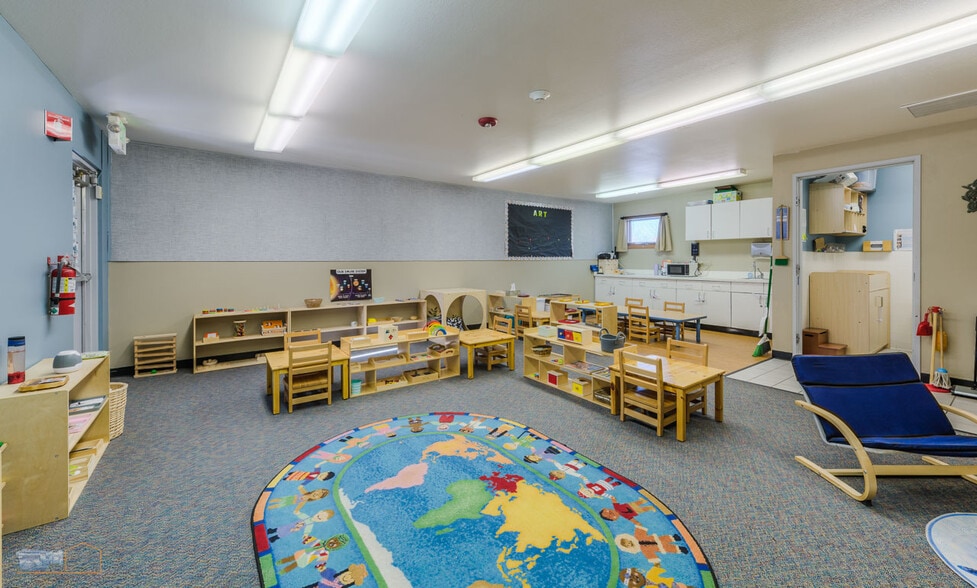 More Photos Of 340 Maple St, Frederick Specialty For Sale