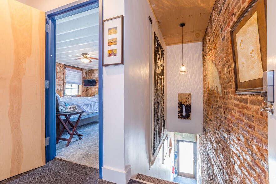 More Photos Of 51 Elliott St SW, Atlanta Storefront Retail Residential For Sale