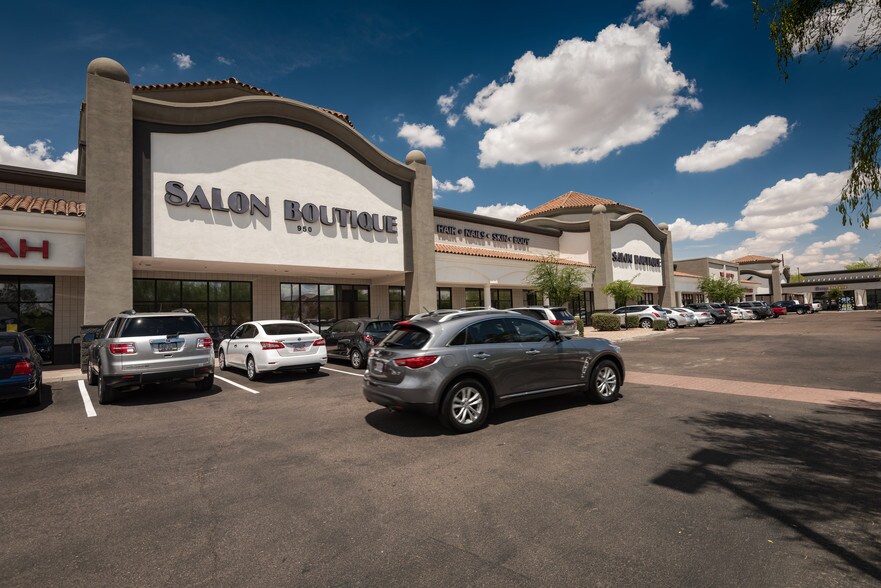 More Photos Of 950 E Pecos Rd, Chandler Storefront For Lease