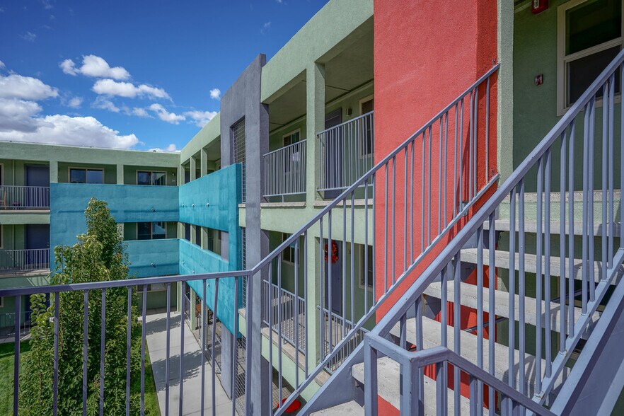 More Photos Of 4805 Marquette Ave NE, Albuquerque Apartments For Sale
