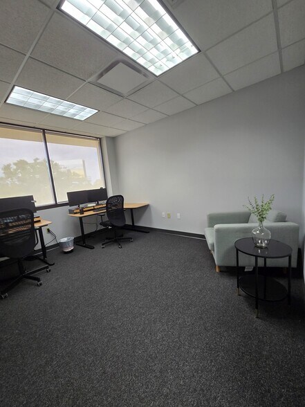 More Photos Of 28163 US Hwy 19 N, Clearwater Office For Lease
