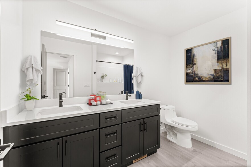 More Photos Of 3703 S Harrison St, Spokane Multifamily For Sale