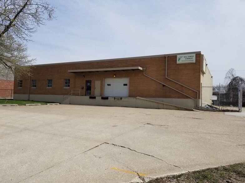 More Photos Of 1401 Ohio St, Des Moines Service For Sale