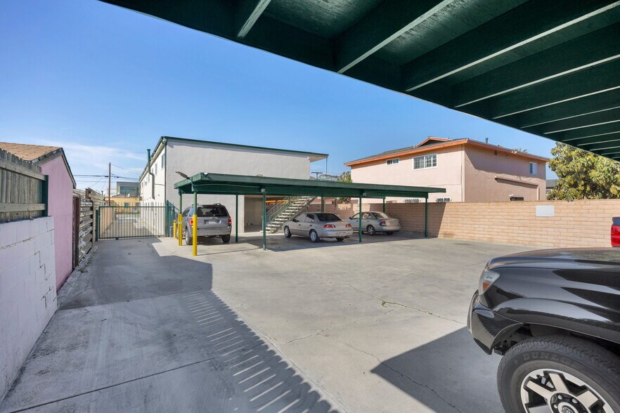 More Photos Of 6522 Bear Ave, Bell Apartments For Sale