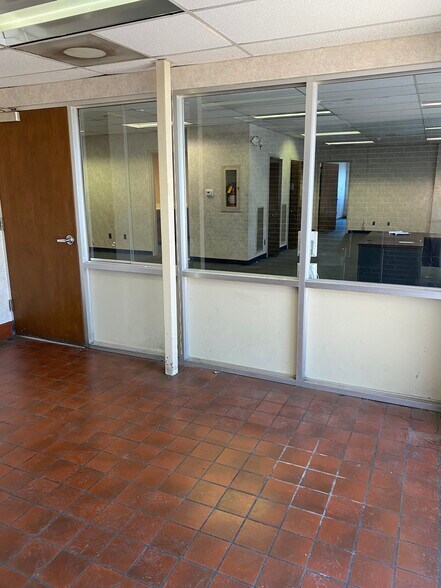 More Photos Of 1330 High St, South Bend Industrial For Sale