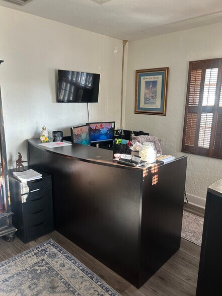More Photos Of 902 N Armenia Ave, Tampa Office For Lease
