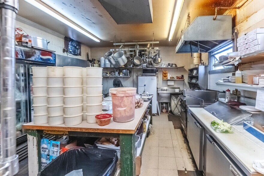 More Photos Of 180 Broadway, Port Ewen Storefront Retail Office For Sale