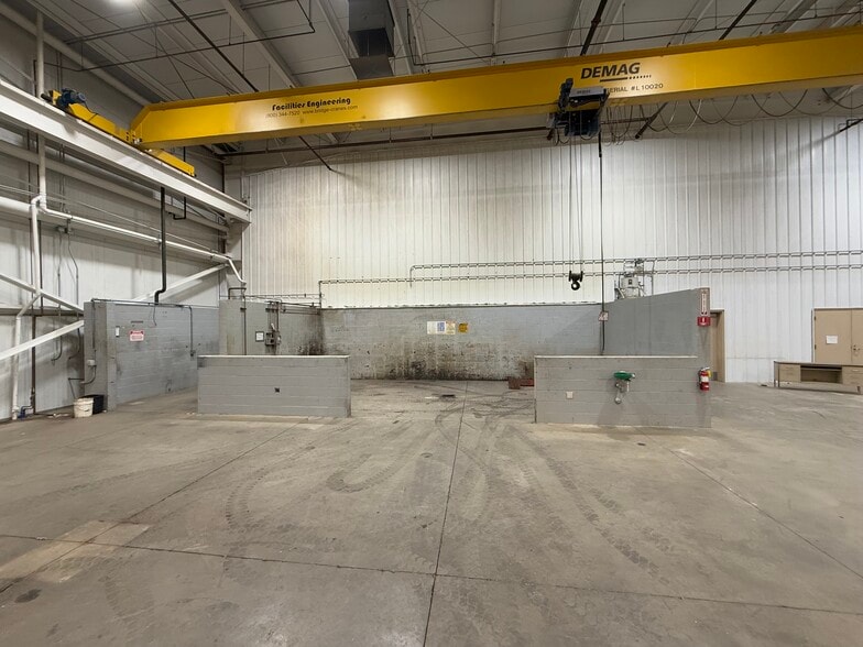 More Photos Of 34598 7th Standard Rd, Bakersfield Warehouse For Sale