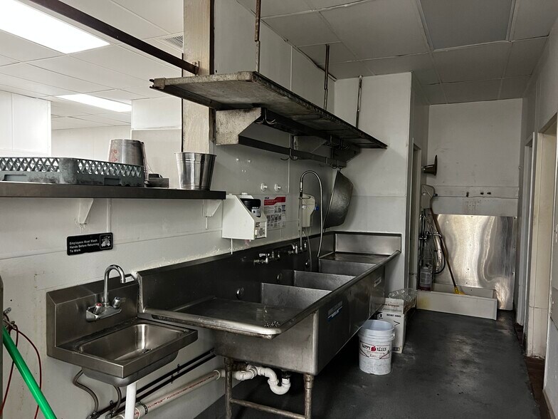 More Photos Of 8800-8990 State Road 84, Davie Unknown For Lease