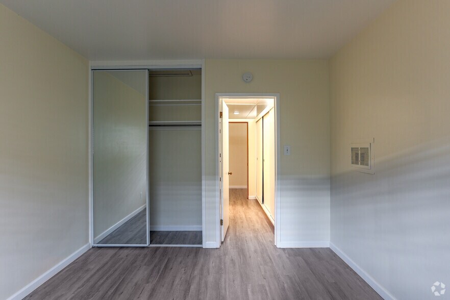 More Photos Of 365 Everett Ave, Palo Alto Apartments For Sale
