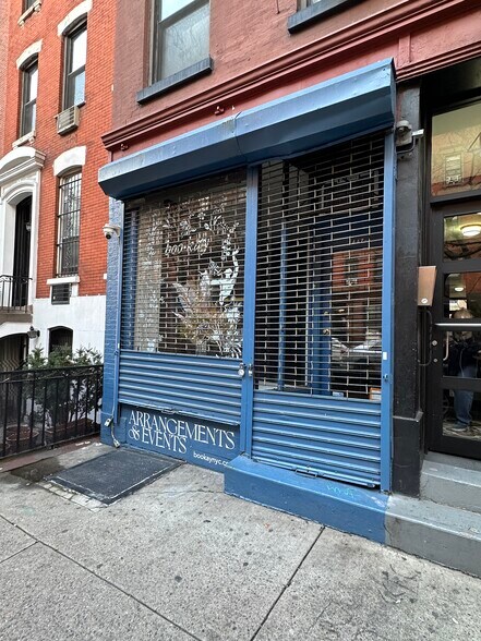 Primary Photo Of 445-447 W 50th St, New York Apartments For Lease