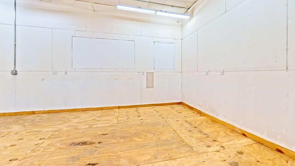 More Photos Of 9 Bond St, Brooklyn Office For Lease