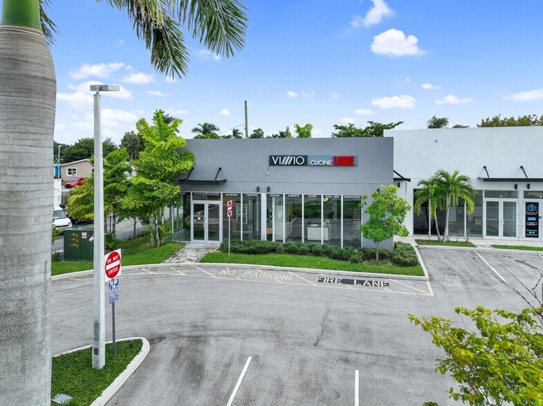 More Photos Of 4250 W Hallandale Beach Blvd, Pembroke Park Storefront Retail Office For Sale