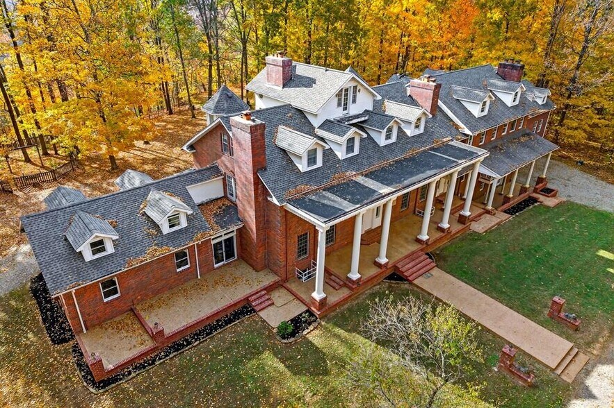 Primary Photo Of 6211 Rocky Point Rd, Cookeville Specialty For Sale
