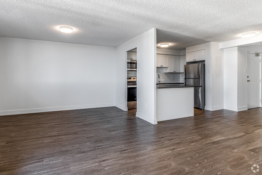 More Photos Of 340 Colborne St, London Apartments For Lease