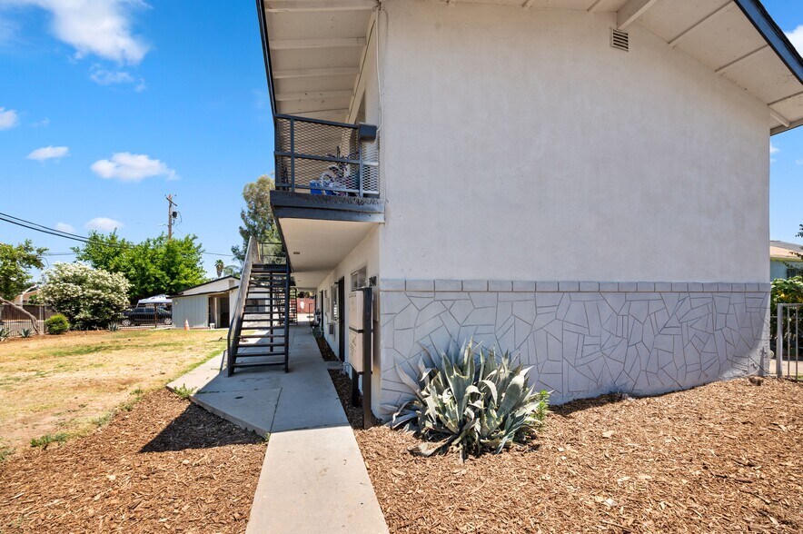 More Photos Of 3940 E Burns Ave, Fresno Apartments For Sale
