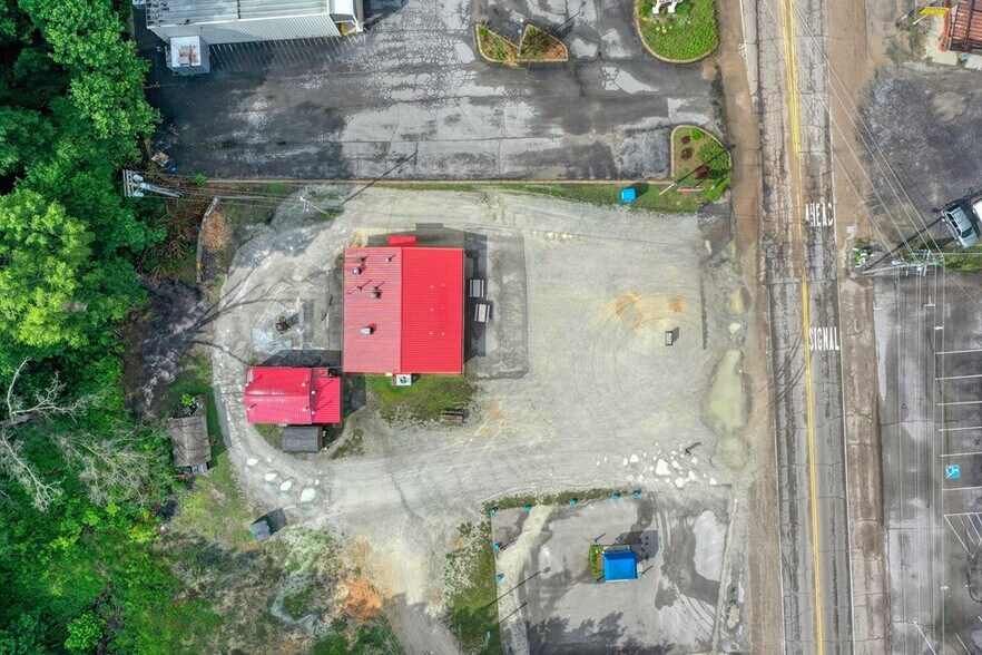 More Photos Of 19062 Main St W, Huntingdon Specialty For Sale