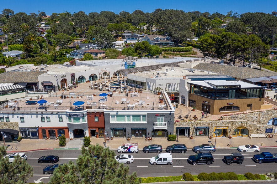 More Photos Of 1555 Camino del Mar, Del Mar General Retail For Lease