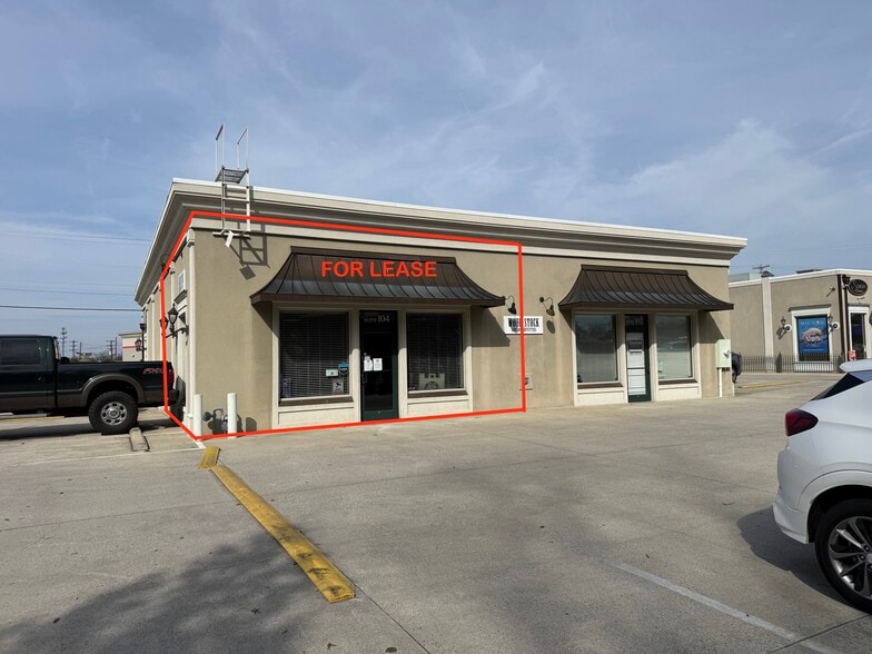 Primary Photo Of 1345-1349 N Main St, High Point Unknown For Lease