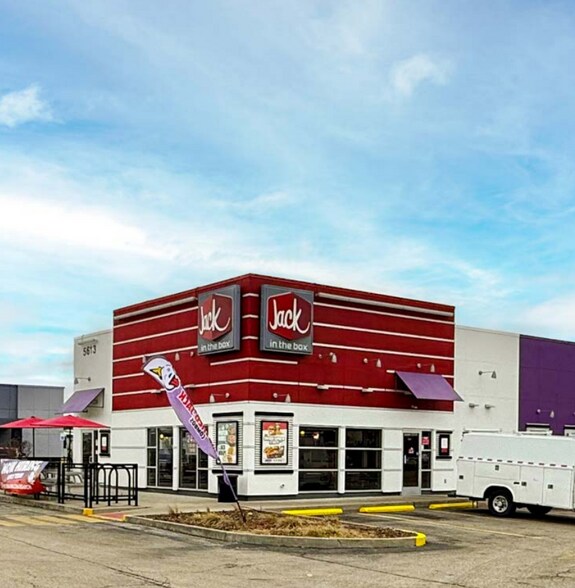 More Photos Of 5613 W 38th St, Indianapolis Fast Food For Sale