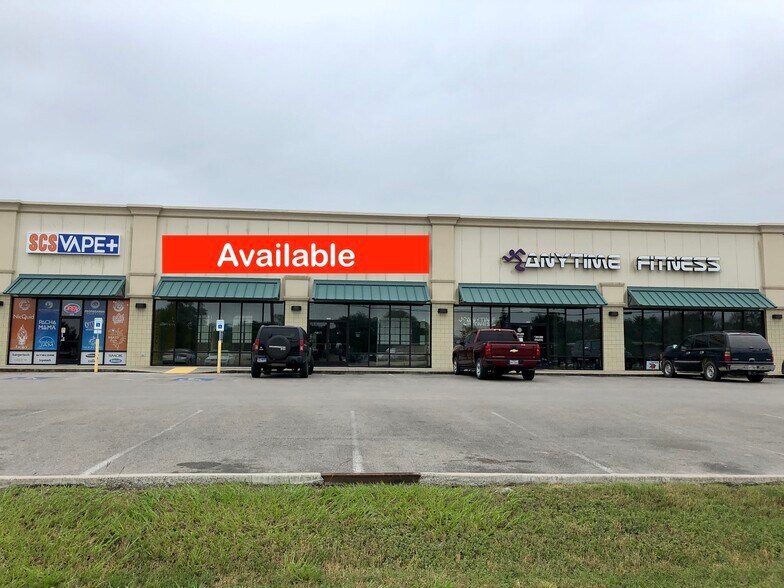 More Photos Of 4310 7th St, Bay City Freestanding For Lease